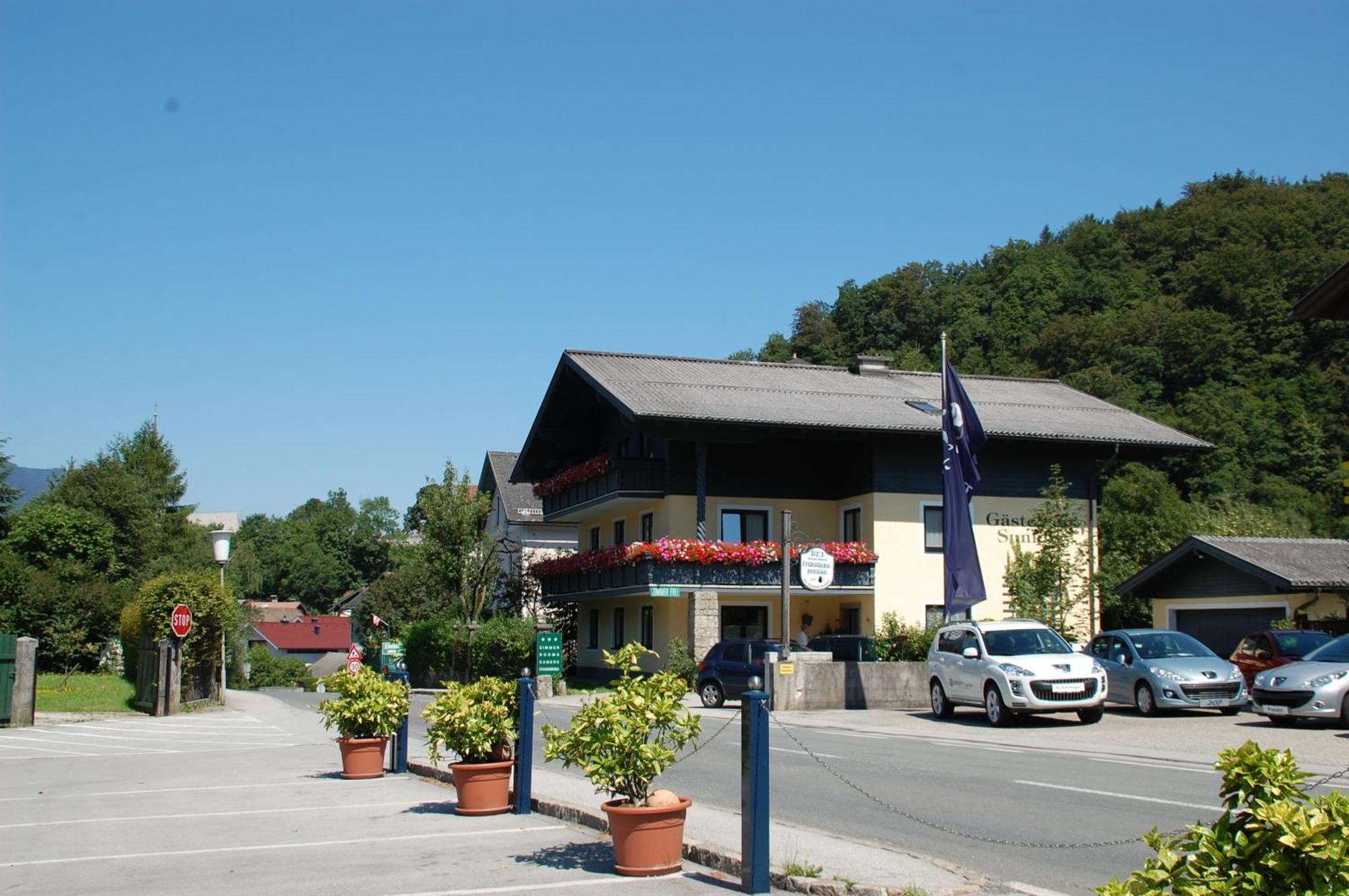 Gaestehaus Sunkler Голлинг-на-Хальцахе Экстерьер фото